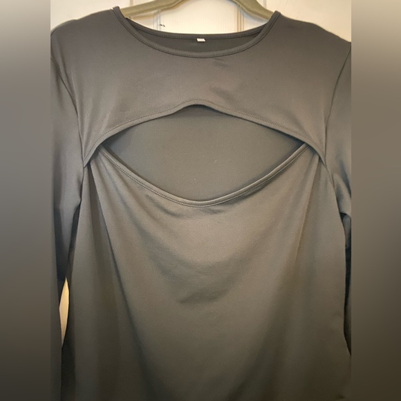 Black long sleeve cut out bodysuit size xxl never worn - Picture 4 of 8